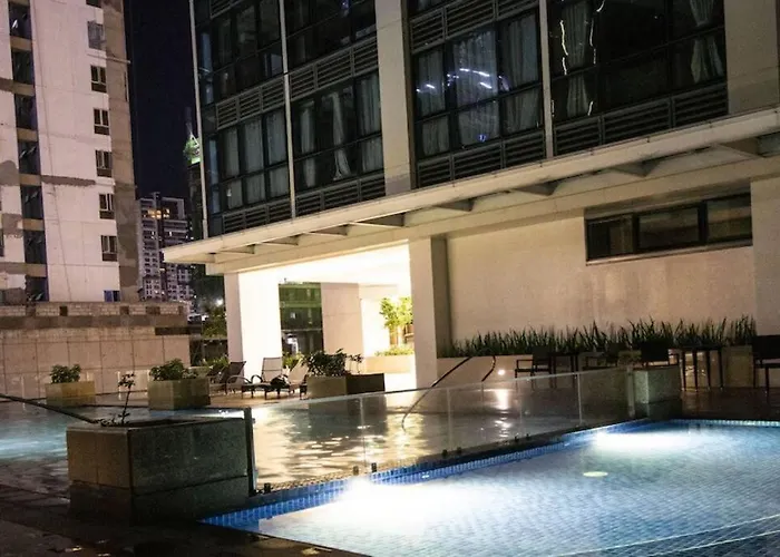 Bgc 1br Unit Linked To Uptown Mall With Own Parking Apartment Manila