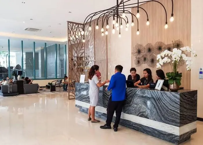 Apartment Bgc 1br Unit Linked To Uptown Mall With Own Parking *