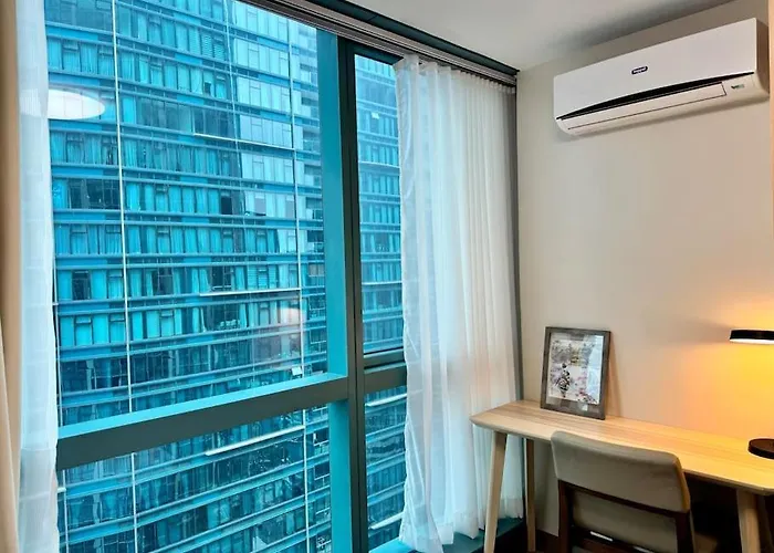 Bgc 1br Unit Linked To Uptown Mall With Own Parking Apartment *